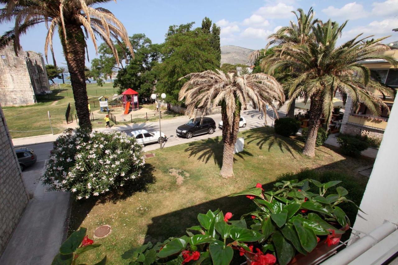 Apartment Ana Trogir Luaran gambar